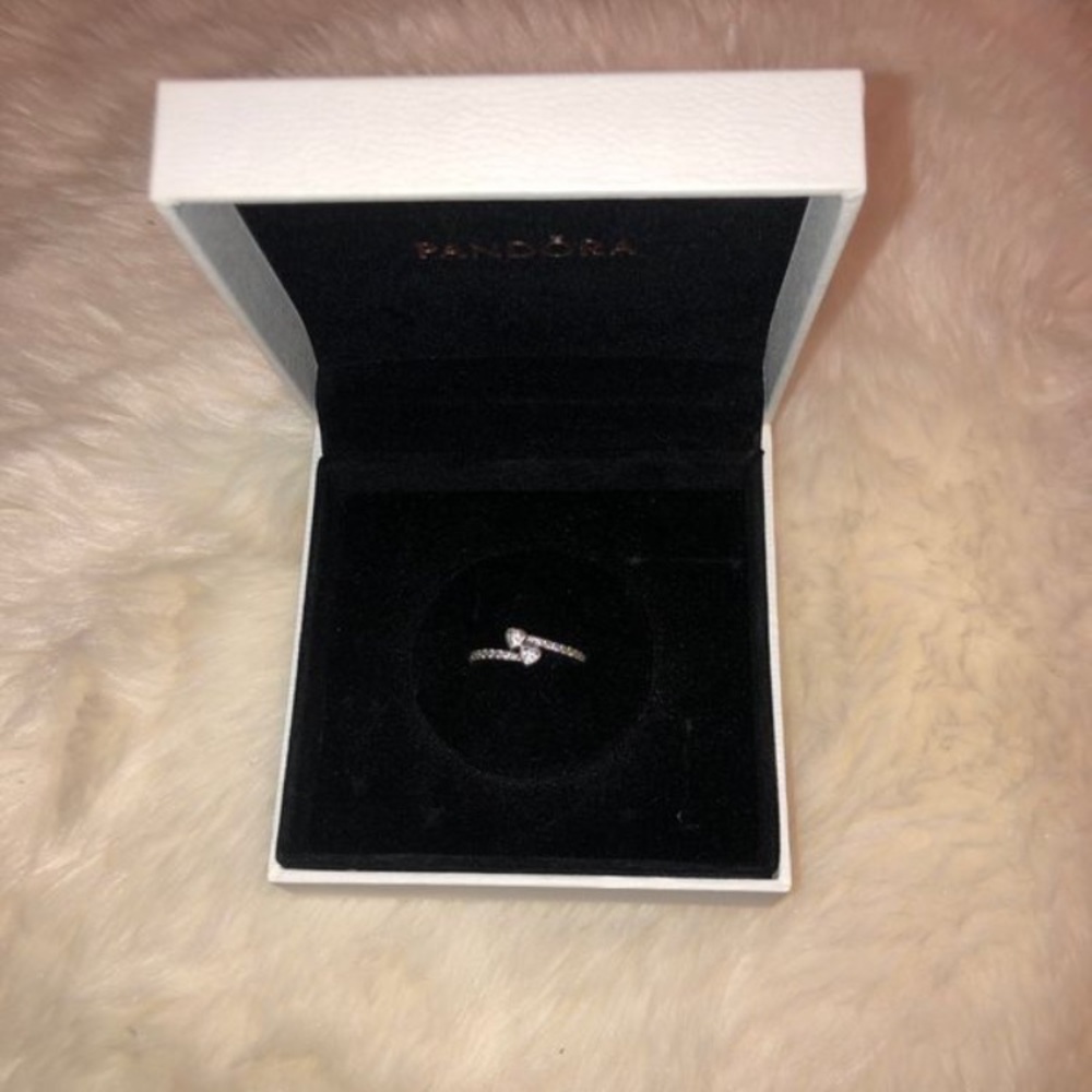 Pandora Ring